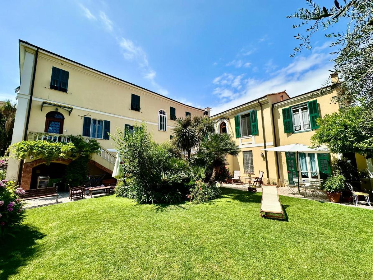 Villa Angelina - Casa Glicine Vallecrosia Dış mekan fotoğraf