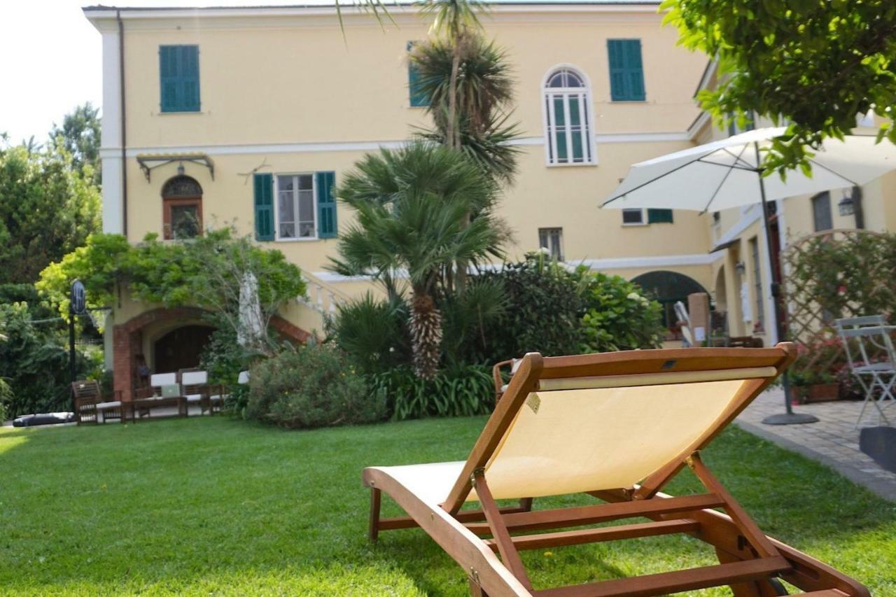 Villa Angelina - Casa Glicine Vallecrosia Dış mekan fotoğraf